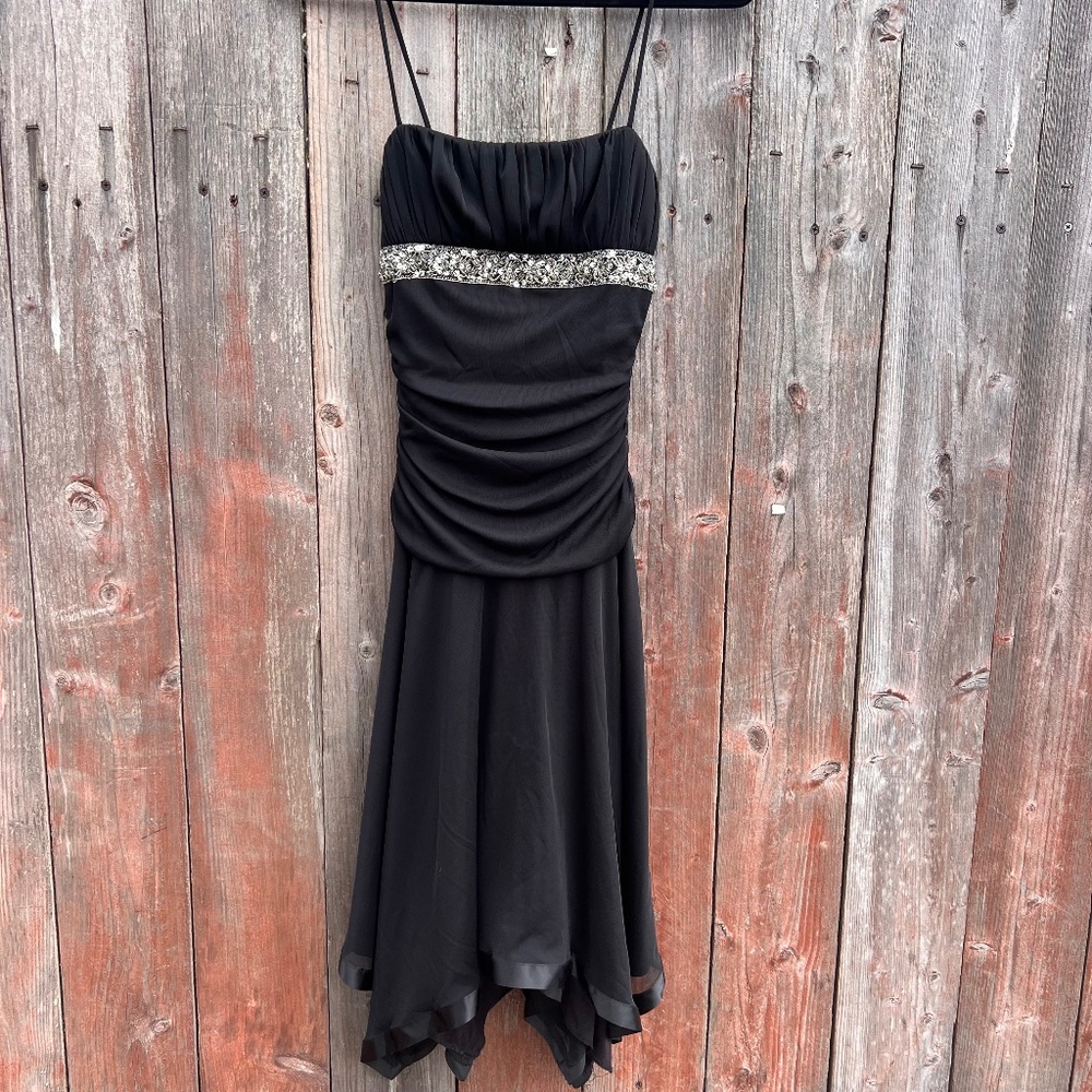 City triangles black dress